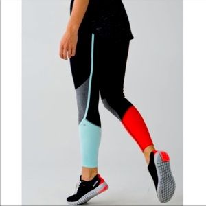 Lululemon Pedal to the Medal 7/8 Colorblock Leggings
